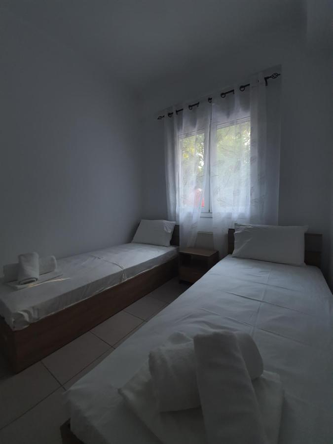 Eleana'S Apartments Gouvia Bagian luar foto
