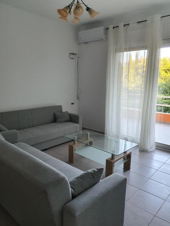 Eleana'S Apartments Gouvia Bagian luar foto