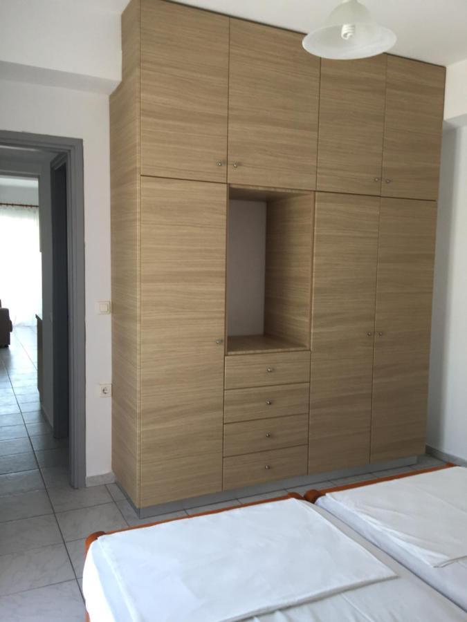 Eleana'S Apartments Gouvia Bagian luar foto