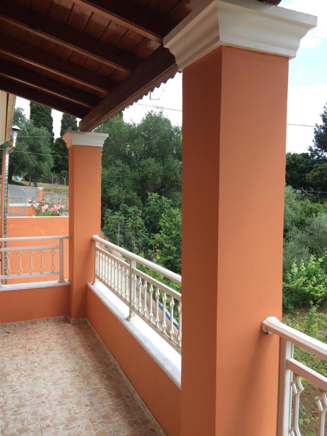 Eleana'S Apartments Gouvia Bagian luar foto
