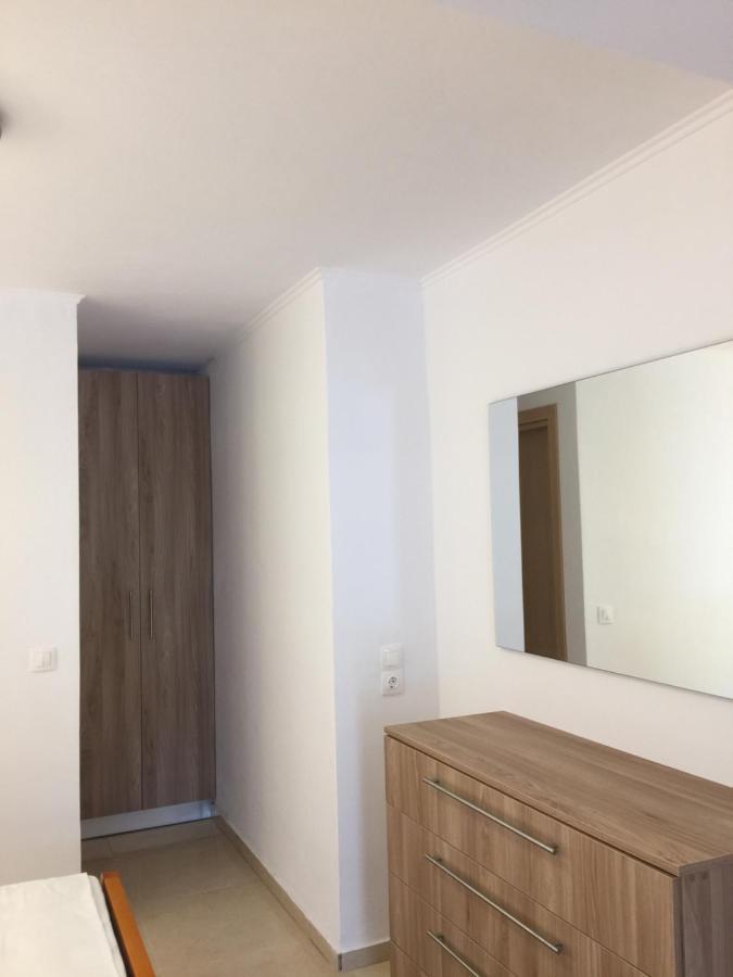 Eleana'S Apartments Gouvia Bagian luar foto